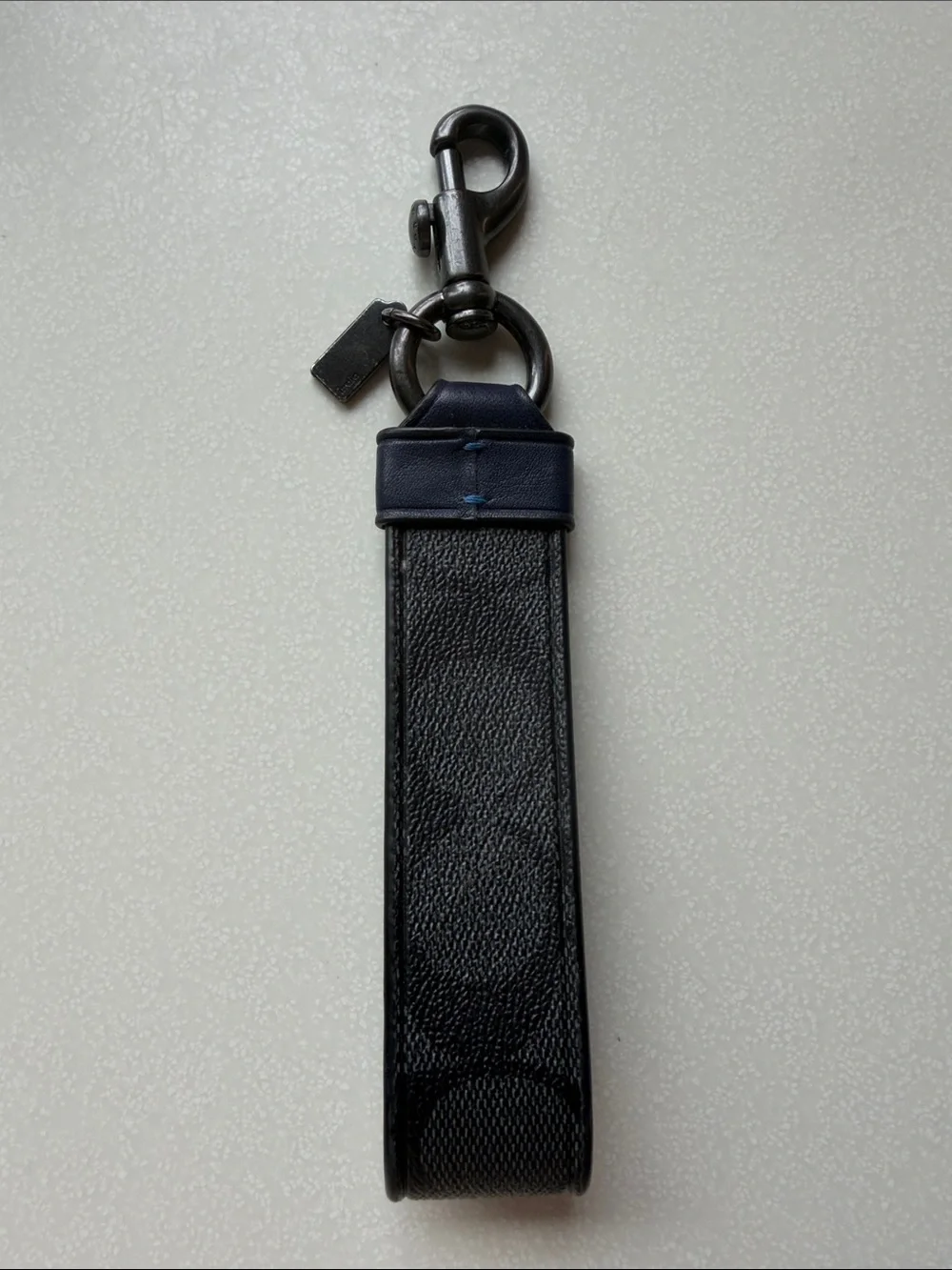 Coach New York Black Navy Signature Canvas & Leather Wristlet Strap Key Fob